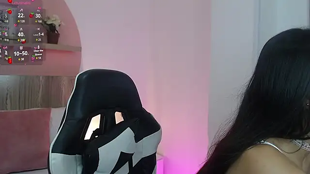 Snapshot of nina_blake chatting on November 2025 07:27:01 PM nina blake online show from November 2025 07:27:01 PM