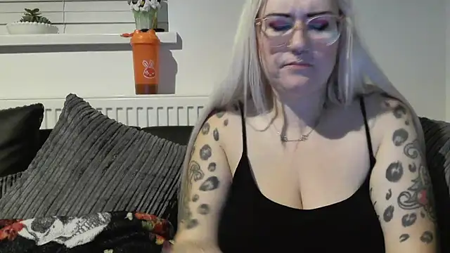 Sizzling Indie36 online show from September 2025 09:42:02 PM