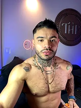 Snapshot of thiagoferrari2 chatting on October 2025 05:28:01 AM thiagoferrari2 online show from October 2025 05:28:01 AM