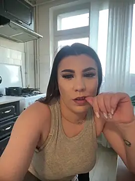 Natasha Cameron22 online show from April 2026 04:59:02 PM
