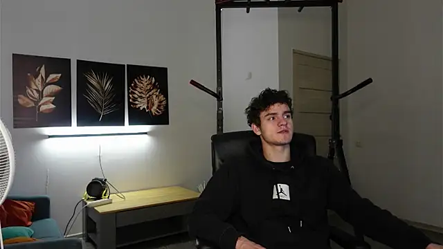 Brad Holloway online show from November 2025 06:24:02 AM