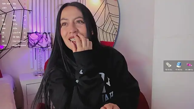 AliceCorner online show from October 2025 12:09:01 PM