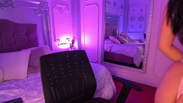 Snapshot of KatianPierce chatting on March 2026 07:42:01 PM KatianPierce online show from March 2026 07:42:01 PM