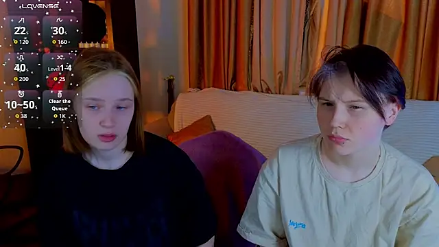 Snapshot of Tara_Lawson chatting on November 2025 11:18:02 AM Tara Lawson online show from November 2025 11:18:02 AM