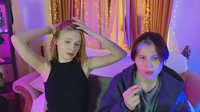 Snapshot of Tara_Lawson chatting on December 2025 07:36:02 AM Tara Lawson online show from December 2025 07:36:02 AM