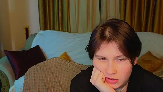 Snapshot of Tara_Lawson chatting on January 2026 11:12:02 AM Tara Lawson online show from January 2026 11:12:02 AM