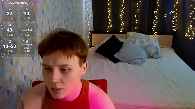 Snapshot of Tara_Lawson chatting on March 2026 10:53:01 AM Tara Lawson online show from March 2026 10:53:01 AM