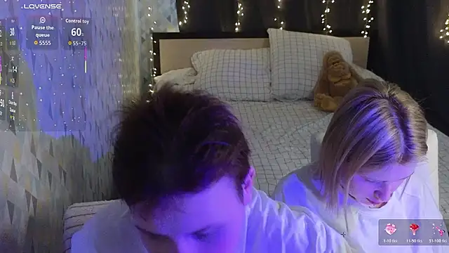 Snapshot of Tara_Lawson chatting on March 2026 01:11:02 PM Tara Lawson online show from March 2026 01:11:02 PM