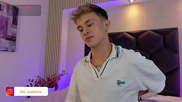 LiamWildx20 online show from July 2026 01:00:01 AM