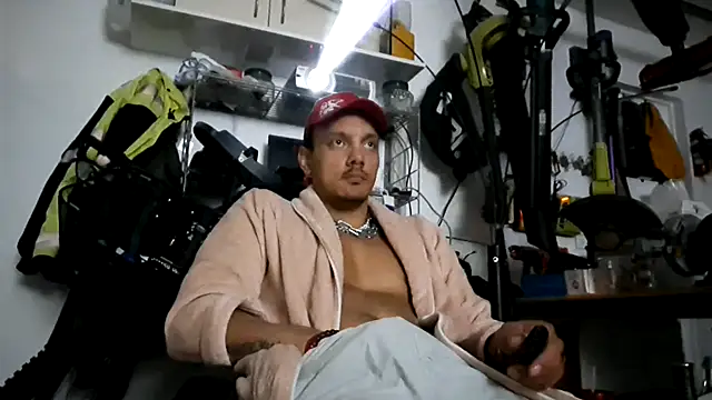 TAIZ69WORLD online show from September 2025 02:17:01 PM