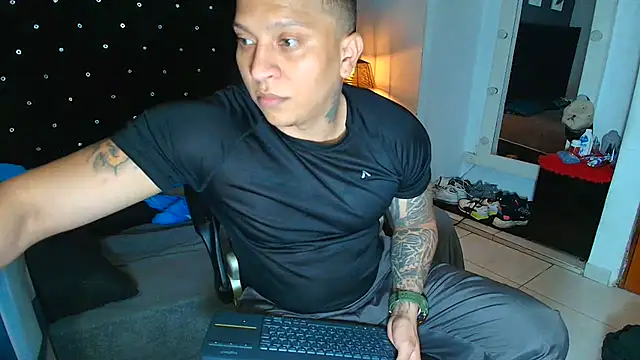 ethan dalton  online show from September 2025 03:21:01 AM