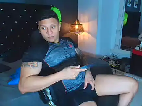 ethan dalton  online show from November 2025 03:07:01 AM