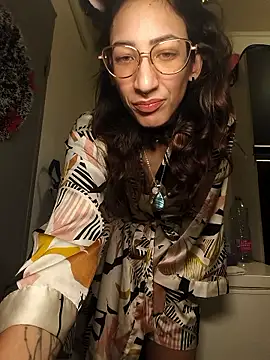 meletalex online show from December 2025 05:24:02 AM