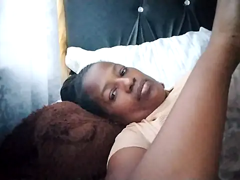 Snapshot of sexylira chatting on May 2026 01:21:02 PM sexylira online show from May 2026 01:21:02 PM