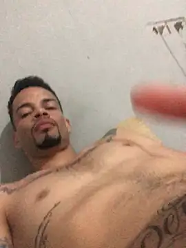 HenriquePhn online show from March 2026 12:34:02 AM