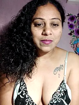 JENNIFERtamil online show from March 2026 07:14:02 PM