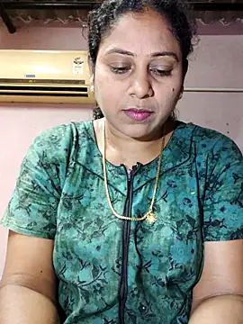 JENNIFERtamil online show from May 2026 07:47:01 AM