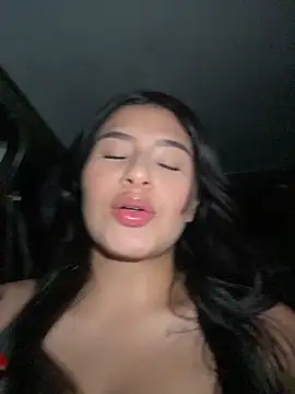 andrea gomes  online show from February 2026 06:09:02 AM