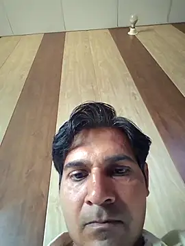 Snapshot of johnny8731 chatting on May 2026 09:38:01 AM johnny8731 online show from May 2026 09:38:01 AM
