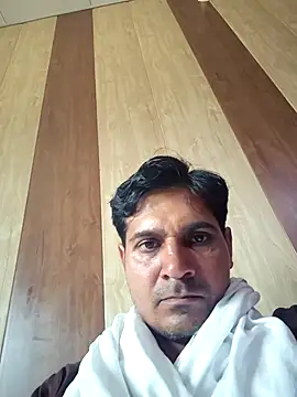 Snapshot of johnny8731 chatting on May 2026 08:22:01 AM johnny8731 online show from May 2026 08:22:01 AM