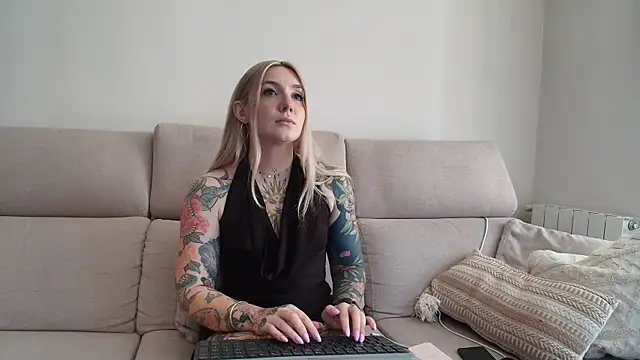 tattoobbgirl online show from July 2026 02:24:01 PM