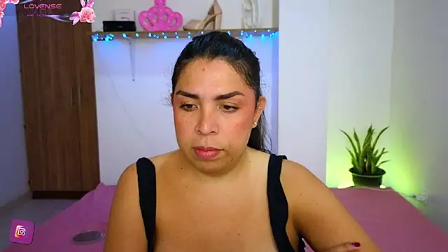 Snapshot of ciacam_ chatting on November 2025 07:29:02 AM ciacam online show from November 2025 07:29:02 AM