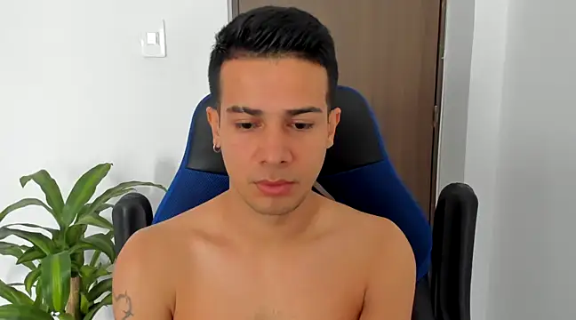 Snapshot of abel_bigcok chatting on March 2025 06:53:01 PM abel bigcok online show from March 2025 06:53:01 PM