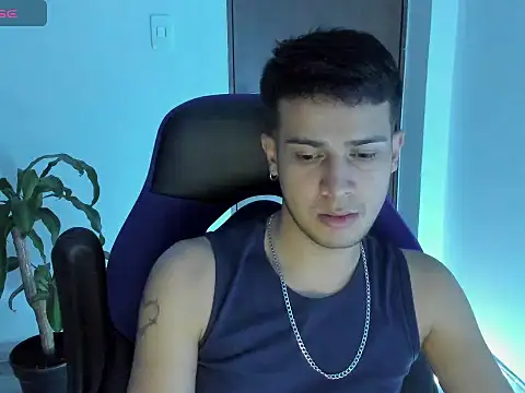 Snapshot of abel_bigcok chatting on November 2025 12:57:02 AM abel bigcok online show from November 2025 12:57:02 AM