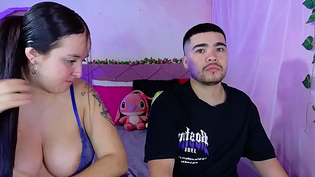 Snapshot of _mia_and_mike_ chatting on October 2025 01:50:01 PM mia and mike online show from October 2025 01:50:01 PM