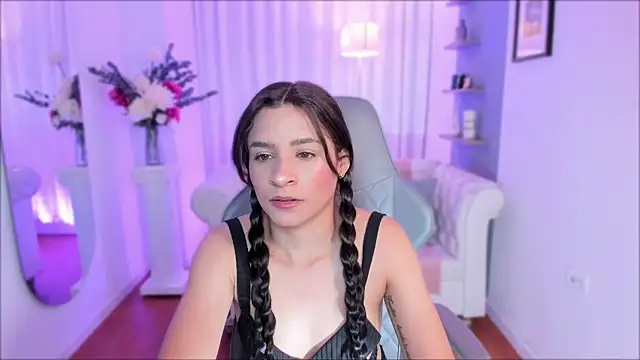 hanna mils online show from May 2026 11:48:01 AM