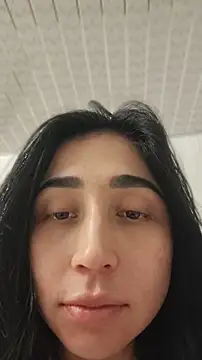 Elowyn online show from April 2026 12:08:02 AM