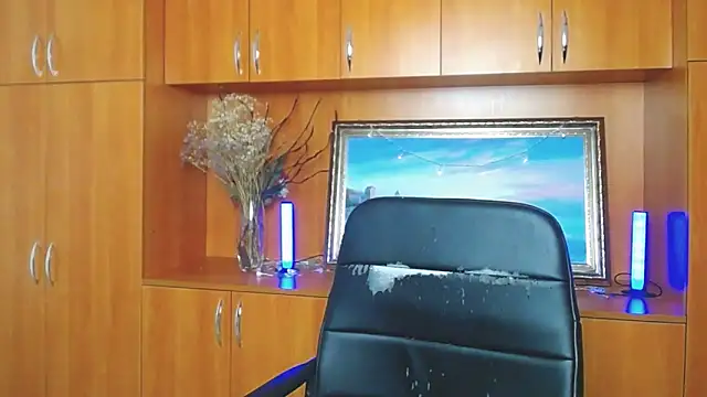 VanessaRey  online show from February 2026 05:30:01 AM