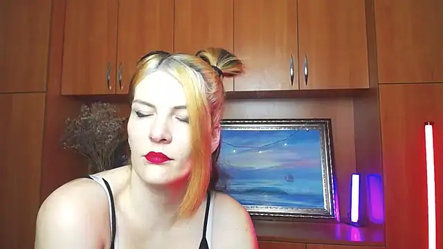 VanessaRey  online show from February 2026 06:30:01 PM