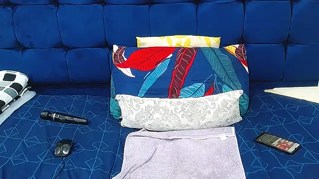 Snapshot of AriesCake chatting on February 2026 07:07:01 PM AriesCake online show from February 2026 07:07:01 PM