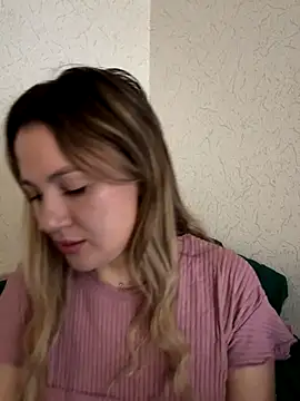 Snapshot of mollygirll chatting on November 2025 09:53:01 AM mollygirll online show from November 2025 09:53:01 AM