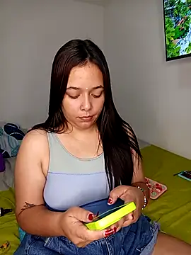 Snapshot of Deepika_padukoneNisha chatting on September 2025 11:12:01 AM Deepika padukoneNisha online show from September 2025 11:12:01 AM