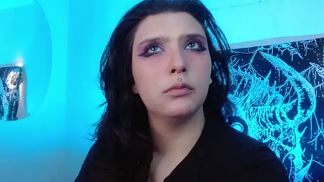 mikaskullcs online show from July 2026 07:41:01 PM