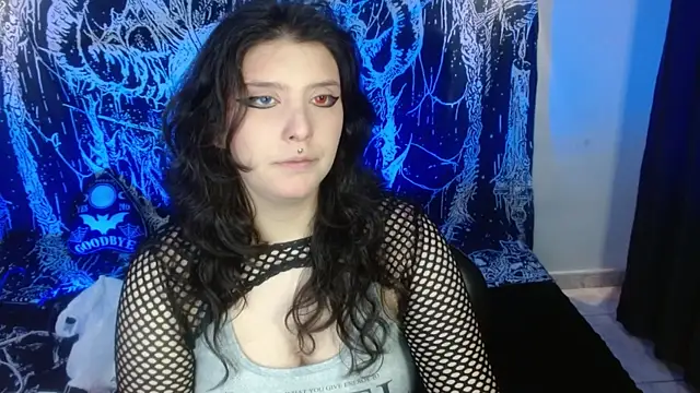mikaskullcs online show from July 2026 05:40:02 AM
