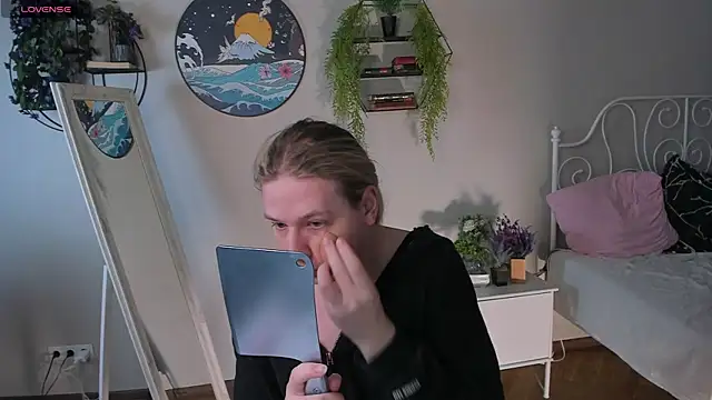 Jes Solar online show from October 2025 02:29:02 PM