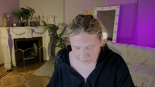 Jes Solar online show from November 2025 09:59:02 PM