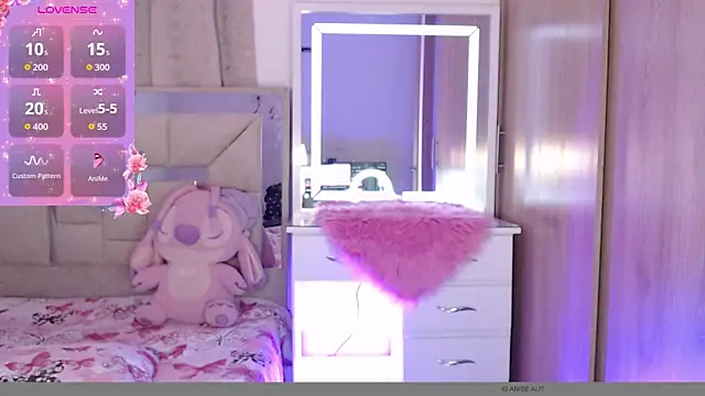 Snapshot of AlitaAnisee chatting on April 2026 01:44:01 AM AlitaAnisee online show from April 2026 01:44:01 AM