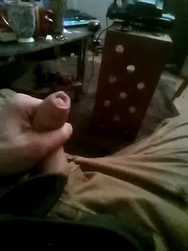 Snapshot of Tomassasdss chatting on January 2026 09:18:02 PM Tomassasdss online show from January 2026 09:18:02 PM