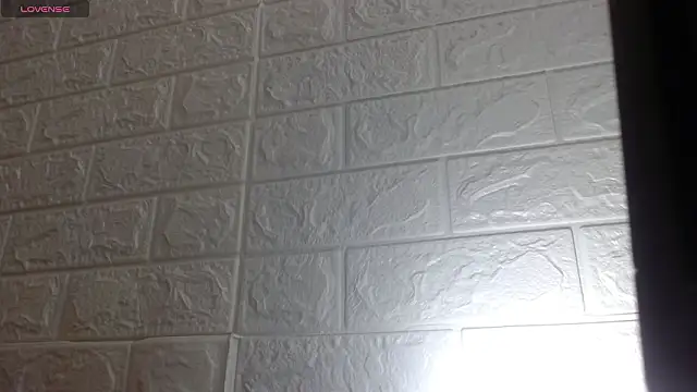 nei girl online show from March 2026 11:39:02 AM