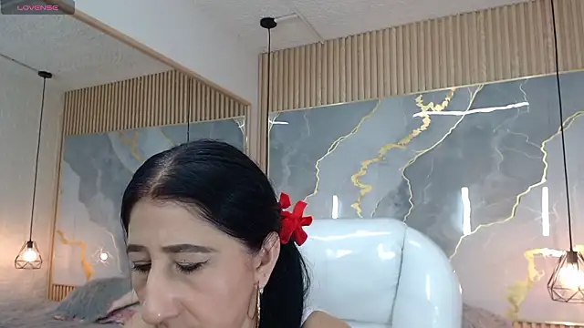 nei girl online show from March 2026 12:09:01 PM