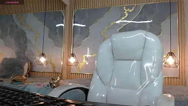 nei girl online show from March 2026 11:48:02 AM