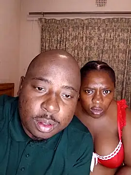 Bootylioustits online show from May 2026 08:17:01 PM