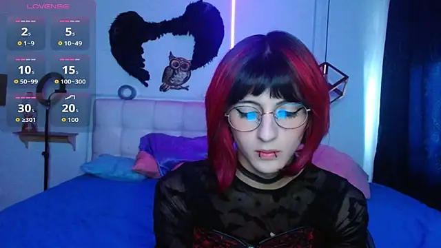 goth minerva online show from September 2025 01:59:02 PM
