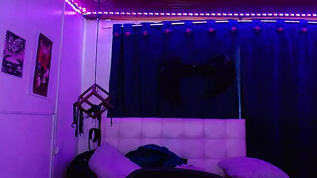 goth minerva online show from November 2025 02:32:01 PM