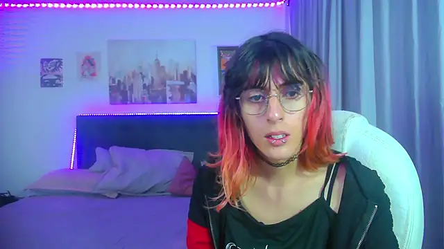 goth minerva online show from May 2026 01:38:01 PM