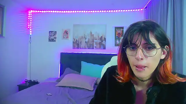 goth minerva online show from May 2026 01:30:02 PM